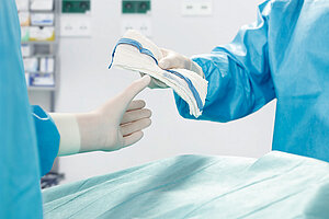 Leukoplast® swab abdominal